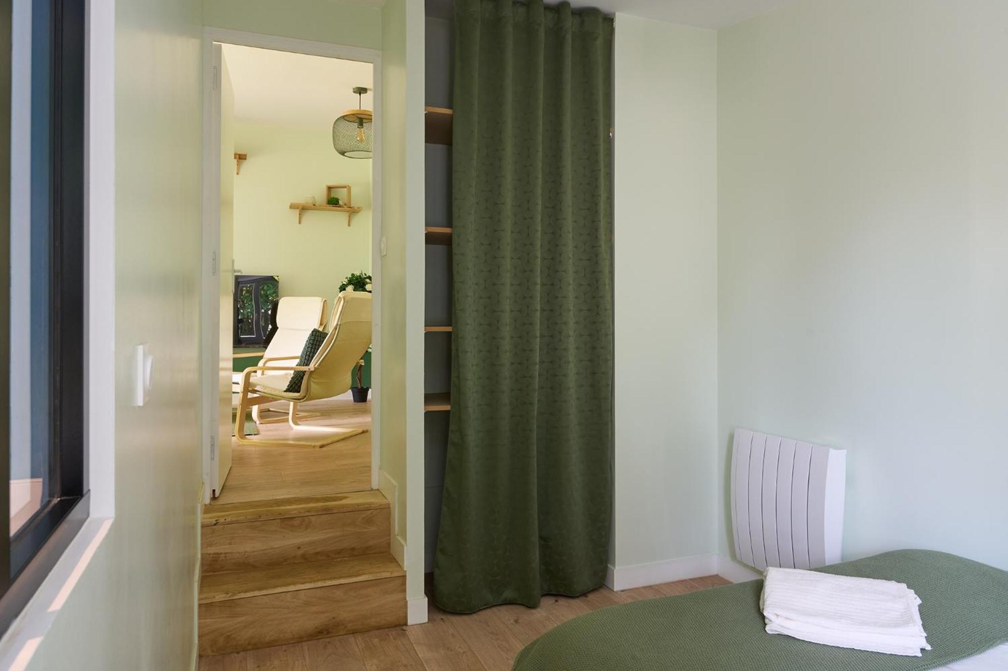 Green Escape - Cozy & Chill Brunoy エクステリア 写真