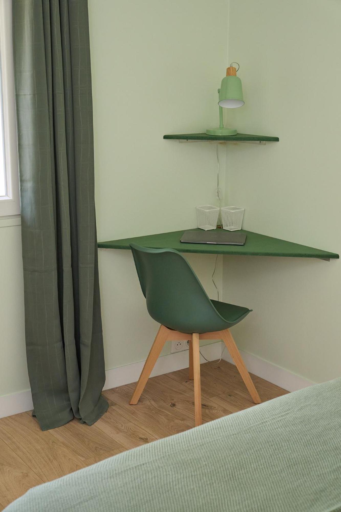 Green Escape - Cozy & Chill Brunoy エクステリア 写真