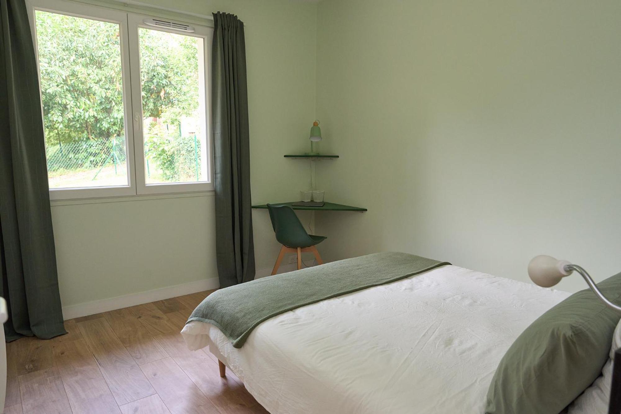 Green Escape - Cozy & Chill Brunoy エクステリア 写真